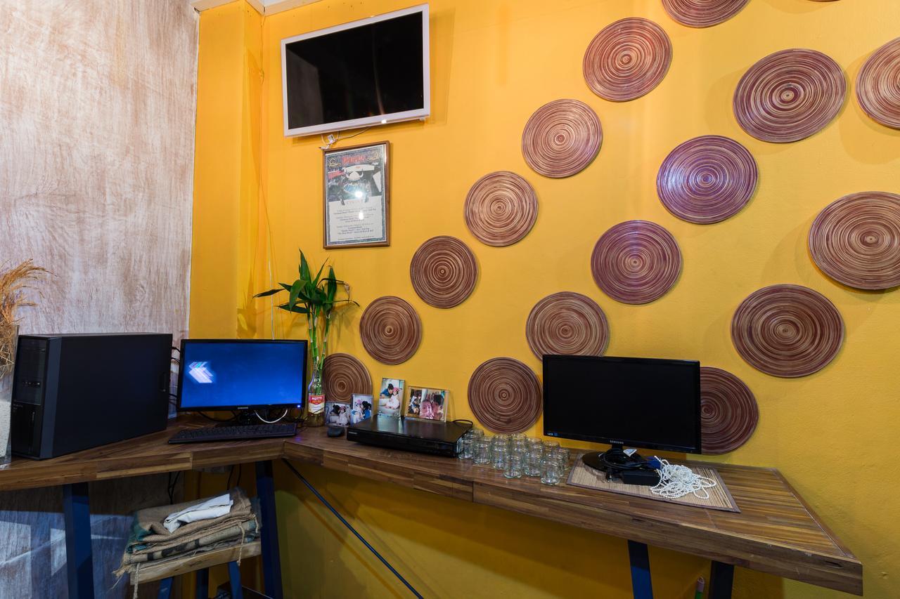 Wire Hostel Patong Eksteriør billede