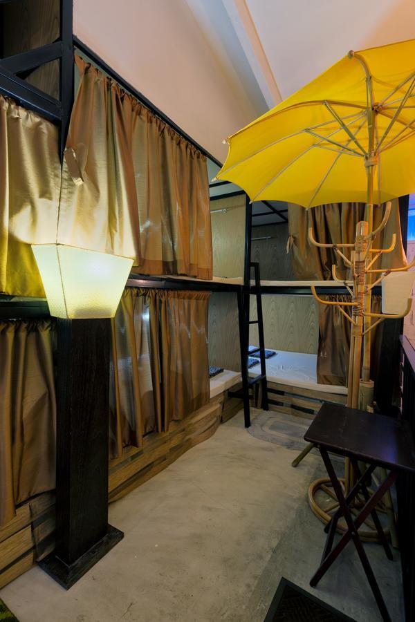 Wire Hostel Patong Eksteriør billede