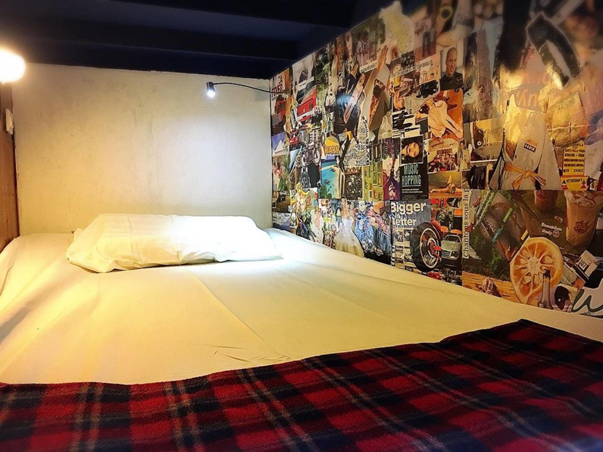 Wire Hostel Patong Eksteriør billede